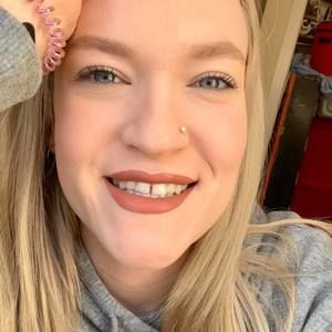 Meet your Posher, Olivia